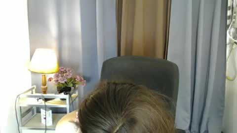 Kim online show from February 17, 2025, 4:53 am