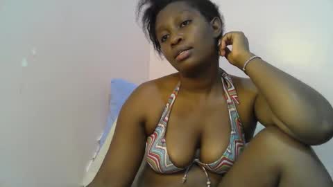 pretty_kylah online show from November 25, 2025, 9:31 am
