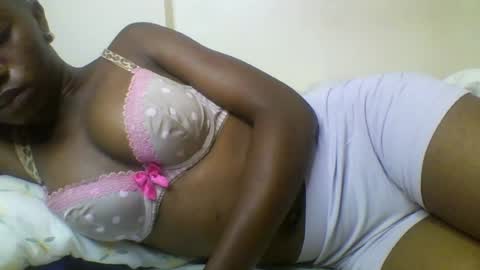 Snapshot of pretty_neemaa chatting on July 23, 2026, 1:58 am pretty_neemaa online show from July 23, 2026, 1:58 am