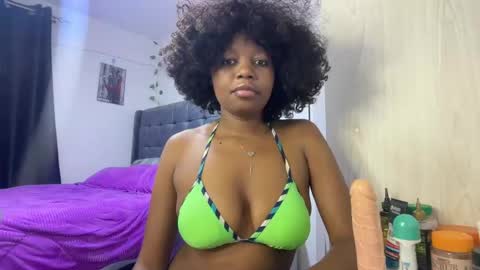 Pretty peaches online show from December 15, 2025, 9:08 pm