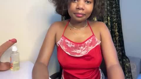 Pretty peaches online show from April 11, 2026, 10:58 pm