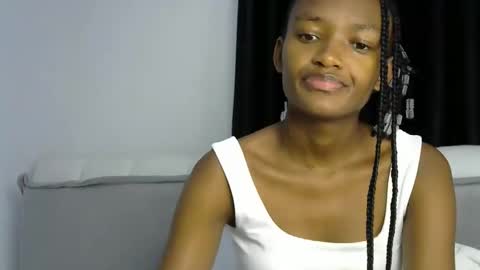 Snapshot of pretty_queennie chatting on June 6, 2026, 5:39 pm Pretty doll online show from June 6, 2026, 5:39 pm