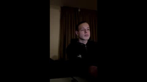 pretty_roman online show from March 17, 2026, 6:11 pm