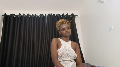 Snapshot of pretty_sexxxy chatting on May 15, 2026, 8:16 pm pretty_sexxxy online show from May 15, 2026, 8:16 pm