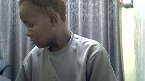 pretty_sheanna online show from July 26, 2026, 3:19 pm
