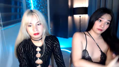 prettyallison_29 online show from February 11, 2025, 2:25 am