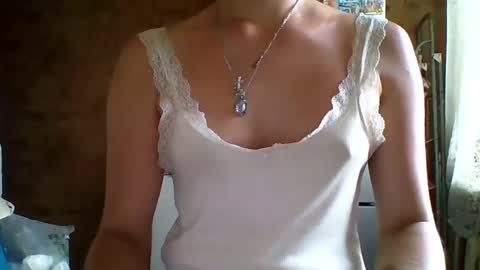 Bella online show from July 27, 2026, 9:16 am