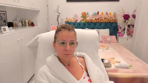 wilma online show from October 31, 2025, 8:43 pm