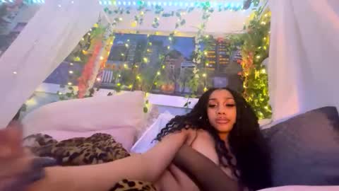Snapshot of prettyblackgal chatting on February 8, 2026, 9:56 am prettyblackgal online show from February 8, 2026, 9:56 am