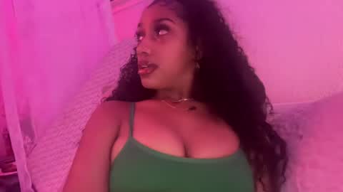 Snapshot of prettyblackgal chatting on July 18, 2026, 7:56 am prettyblackgal online show from July 18, 2026, 7:56 am