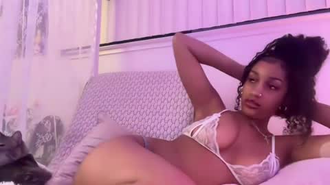 Snapshot of prettyblackgal chatting on July 19, 2026, 7:45 am prettyblackgal online show from July 19, 2026, 7:45 am