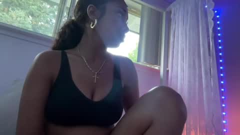 Snapshot of prettyblackgal chatting on July 25, 2026, 2:42 am prettyblackgal online show from July 25, 2026, 2:42 am
