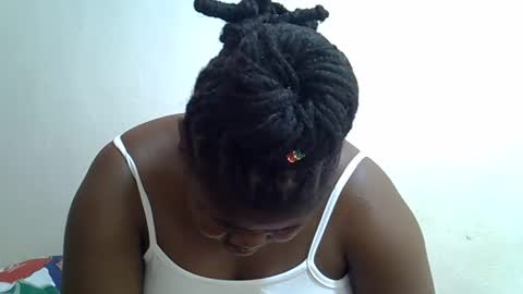 Snapshot of prettybooty1 chatting on October 6, 2025, 9:40 am prettybooty1 online show from October 6, 2025, 9:40 am