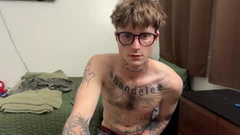 pretty boy online show from April 6, 2026, 4:21 am