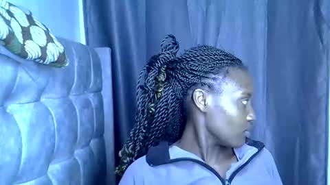 Snapshot of prettyelsie chatting on May 2, 2026, 5:56 am Prettiesexxy online show from May 2, 2026, 5:56 am
