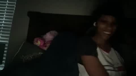 Snapshot of prettyfacefemale chatting on February 19, 2026, 10:39 pm prettyfacefemale online show from February 19, 2026, 10:39 pm