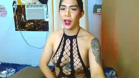 prettyiziets online show from February 2, 2025, 5:26 pm