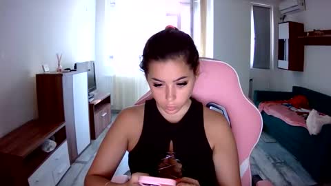 Snapshot of prettyjulliette chatting on September 16, 2025, 3:02 pm prettyjulliette online show from September 16, 2025, 3:02 pm