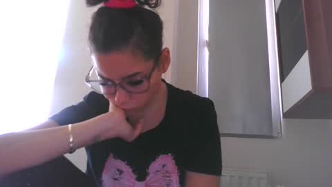 Snapshot of prettyjulliette chatting on October 17, 2025, 9:23 am prettyjulliette online show from October 17, 2025, 9:23 am