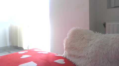 Snapshot of prettyjulliette chatting on October 30, 2025, 12:17 pm prettyjulliette online show from October 30, 2025, 12:17 pm