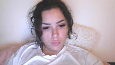 Snapshot of prettyjulliette chatting on November 6, 2025, 11:04 pm prettyjulliette online show from November 6, 2025, 11:04 pm