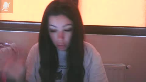 Snapshot of prettyjulliette chatting on April 19, 2026, 12:26 pm prettyjulliette online show from April 19, 2026, 12:26 pm