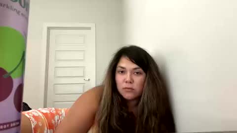 prettylatinamomma01 online show from October 11, 2025, 8:29 pm