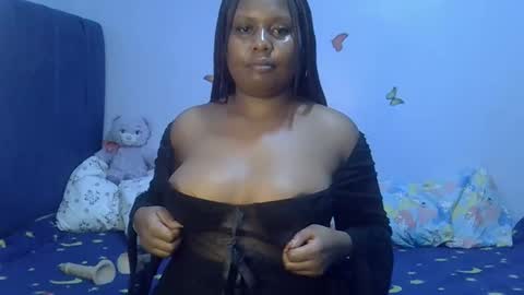 prettymel1 online show from March 17, 2026, 6:33 pm