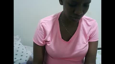 Snapshot of prettynana2 chatting on December 18, 2025, 2:28 am nana online show from December 18, 2025, 2:28 am