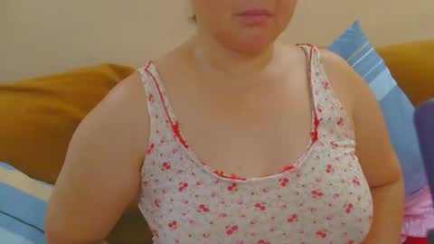 Snapshot of prettynhing chatting on May 16, 2026, 6:32 am Nhing online show from May 16, 2026, 6:32 am