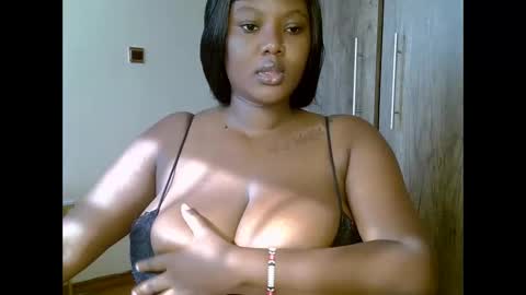 Snapshot of prettypearl_ chatting on January 24, 2025, 5:53 am pearl online show from January 24, 2025, 5:53 am