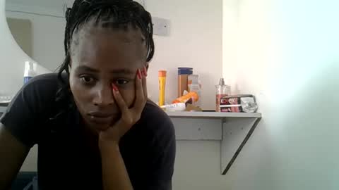 Snapshot of prettysmallsquiter chatting on May 24, 2026, 2:22 pm apple online show from May 24, 2026, 2:22 pm