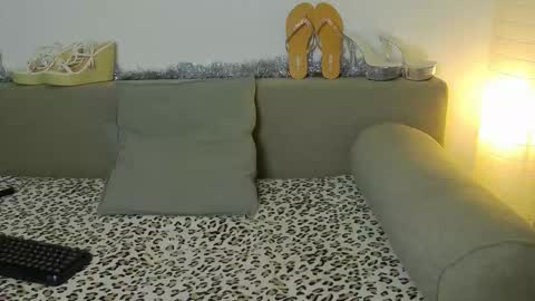 Snapshot of prettyvanessa chatting on February 27, 2026, 8:14 am prettyvanessa online show from February 27, 2026, 8:14 am