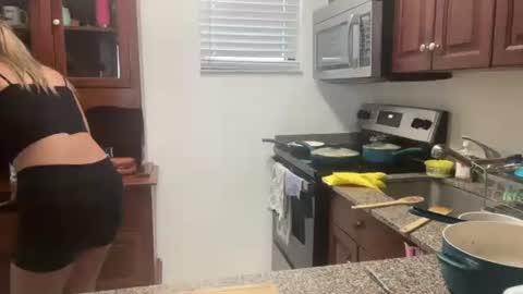 Snapshot of prettyyykittyyy22 chatting on October 16, 2025, 7:48 pm prettyyykittyyy22 online show from October 16, 2025, 7:48 pm