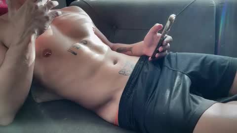 pretwunk online show from November 18, 2025, 12:20 pm