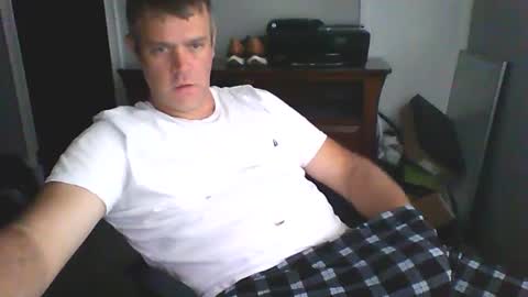 Snapshot of primetimeride chatting on September 24, 2025, 5:05 pm primetimeride online show from September 24, 2025, 5:05 pm