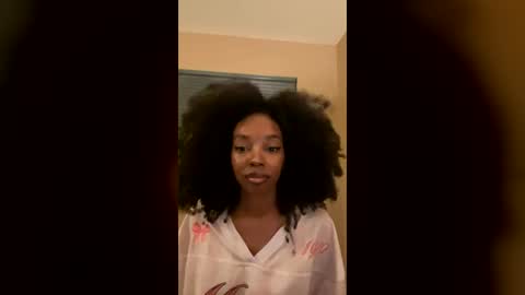 Snapshot of primrose22 chatting on July 29, 2026, 4:32 am primrose22 online show from July 29, 2026, 4:32 am
