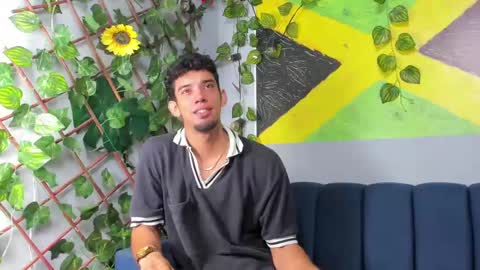 prince_arthur77 online show from November 4, 2025, 1:32 pm