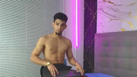 prince_arthur77 online show from May 30, 2026, 4:48 pm