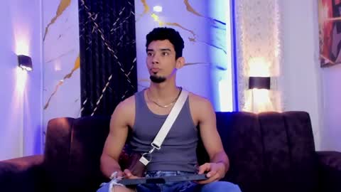 prince_arthur77 online show from June 26, 2026, 1:59 pm