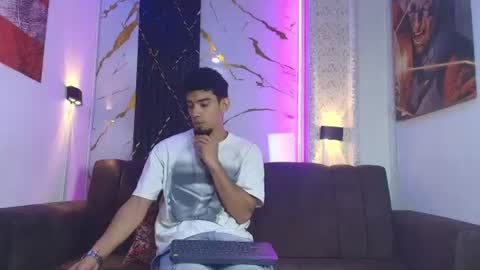 prince_arthur77 online show from July 17, 2026, 2:34 pm