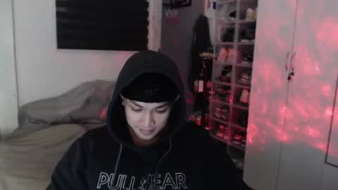 Prince Adrian online show from July 23, 2026, 4:27 pm