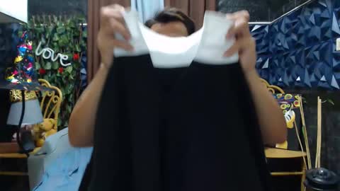 Snapshot of princenavheen chatting on October 20, 2025, 12:38 pm Prince online show from October 20, 2025, 12:38 pm