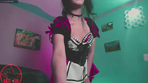 Beth   online show from October 11, 2025, 4:44 am