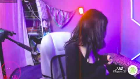 Beth   online show from October 24, 2025, 1:24 am