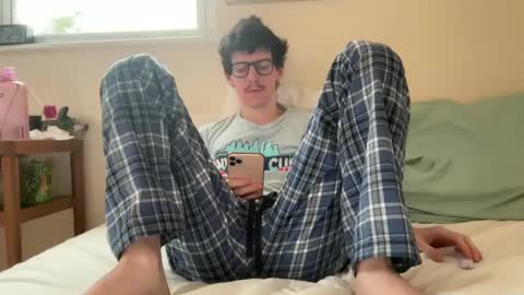 Peaches online show from February 15, 2025, 5:28 pm