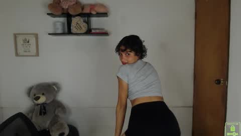 Snapshot of princess_an chatting on October 14, 2025, 6:52 pm An online show from October 14, 2025, 6:52 pm