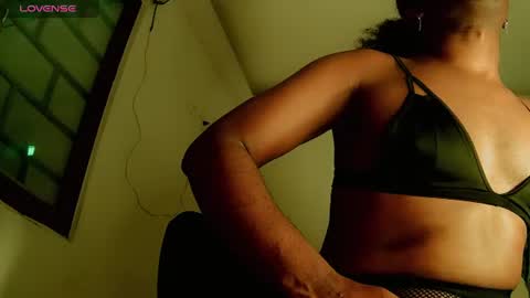 princess_beautifull online show from July 15, 2026, 1:05 pm