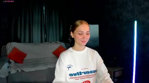 Lily online show from July 29, 2026, 1:15 am