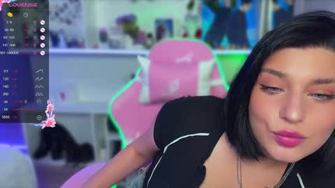 Lina online show from January 11, 2025, 3:09 pm